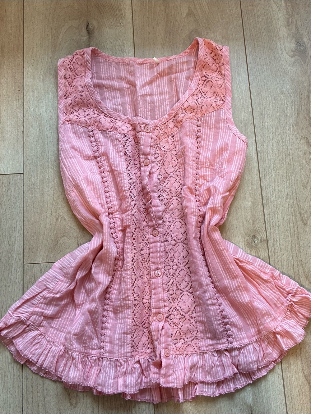 Sleeveless Pink Lace-Front Women’s Top